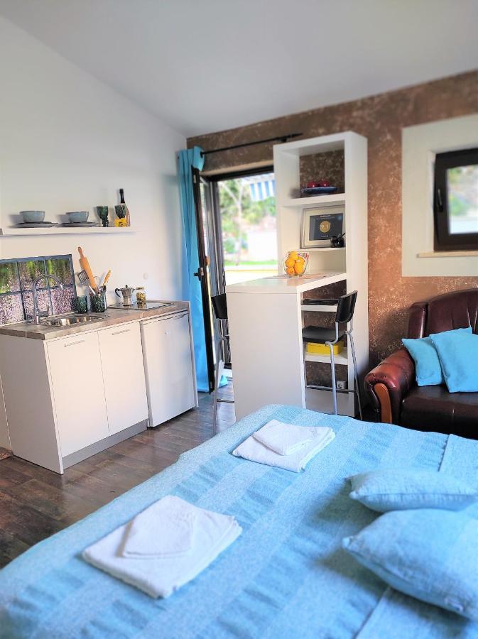 Studio Oliva - Free Parking Pula Extérieur photo